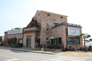 법성포굴비정식(Beopseongpo Gulbijeongshik)